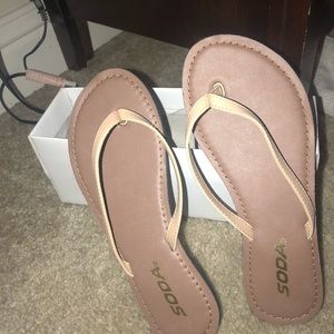 Soda flip flop sandals